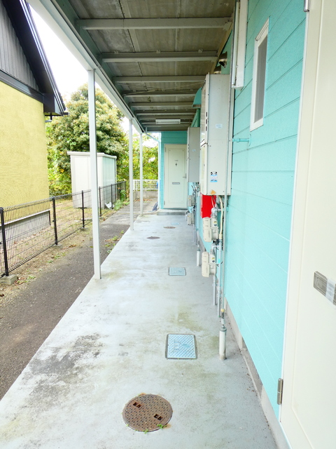 エントランス　共用廊下です♪