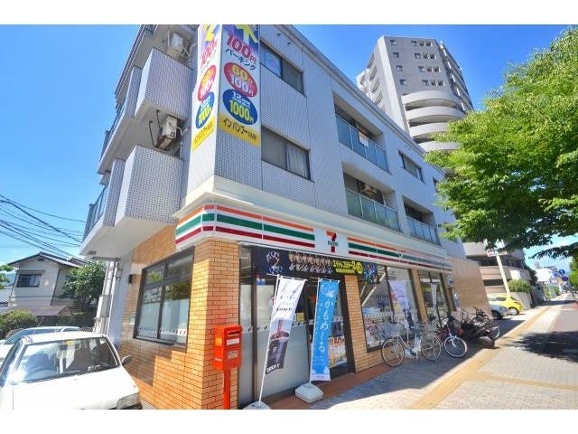 【広島市安佐南区西原のマンションのコンビニ】