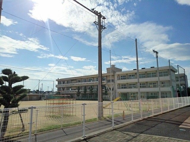 【ルーベル柞原　IIの小学校】