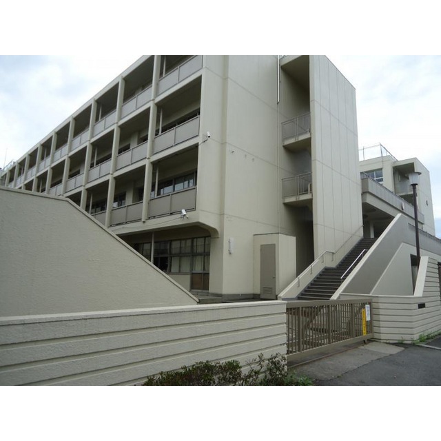 中学校　府中第九中学校（中学校）まで640m