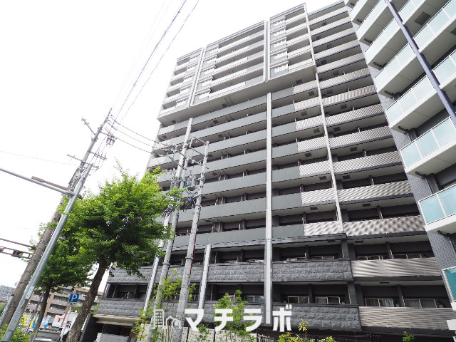 【名古屋市東区葵のマンションの建物外観】