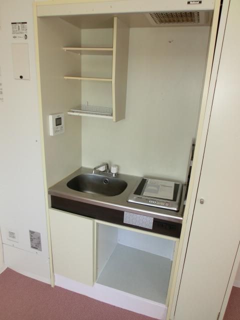 キッチン　ＩＨクッキングヒーターのついてキッチン