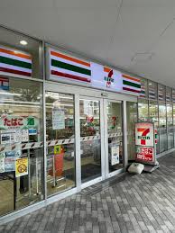 コンビニ　セブンイレブン晴海店（コンビニ）まで287m