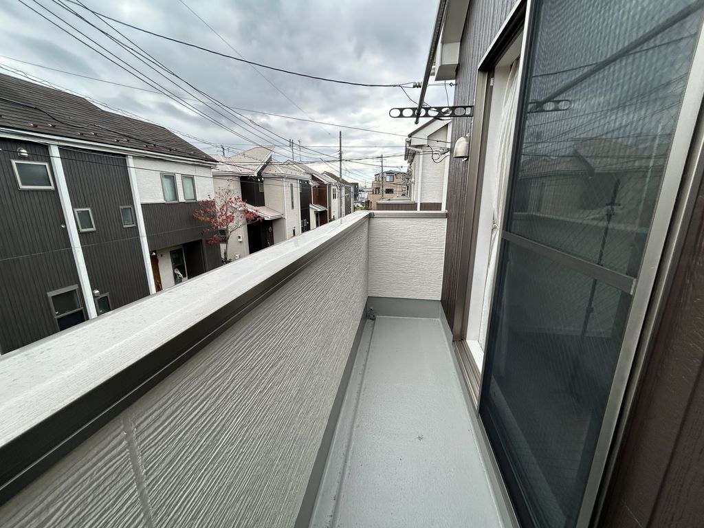 バルコニー　バルコニー