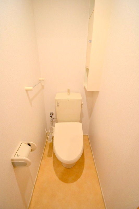 トイレ　お問合せはシティホーム海田センター　082-821-2227