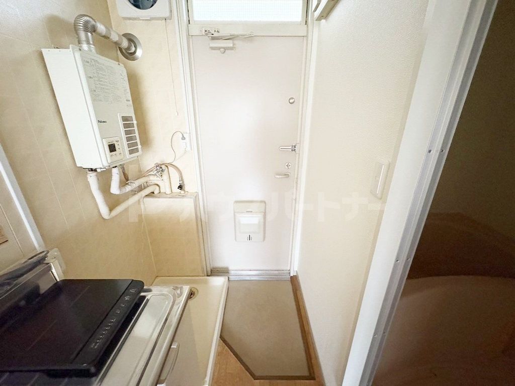 玄関　バルコニー