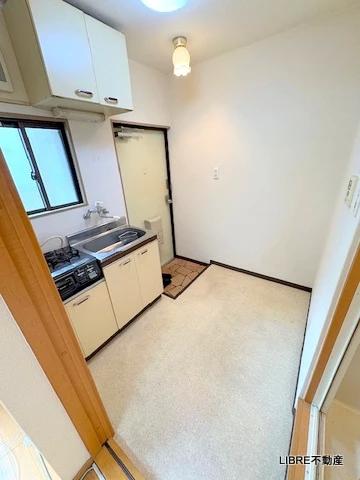 居室・リビング　別号室イメージ写真