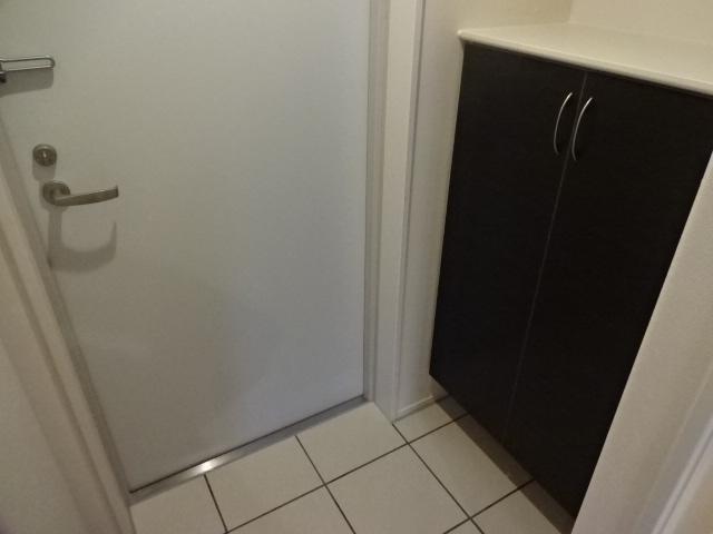 玄関　★お問い合わせは044-299-8985★