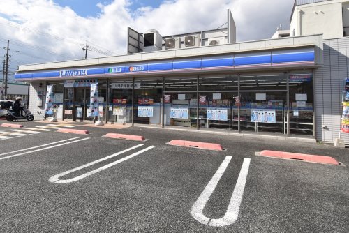 コンビニ　ローソン 尼崎西立花町三丁目店（コンビニ）まで210m