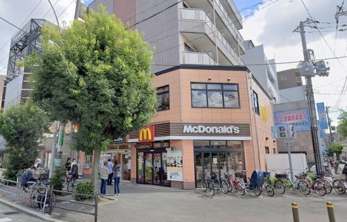 飲食店　マクドナルド 東三国駅前店（飲食店）まで349m