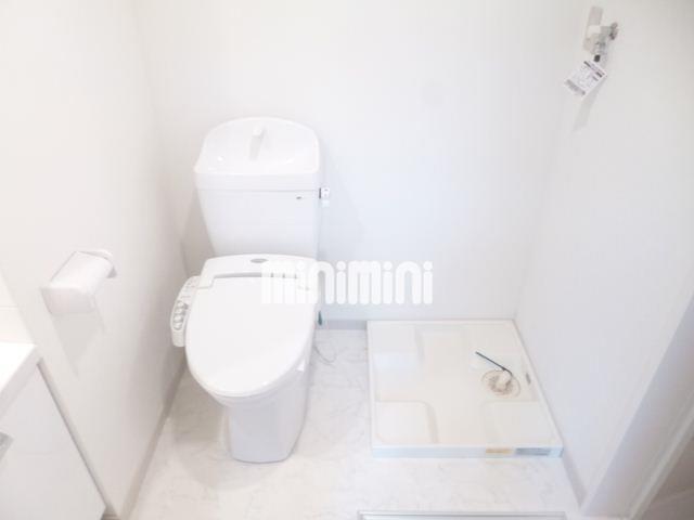 トイレ　ウォシュレット付きです☆