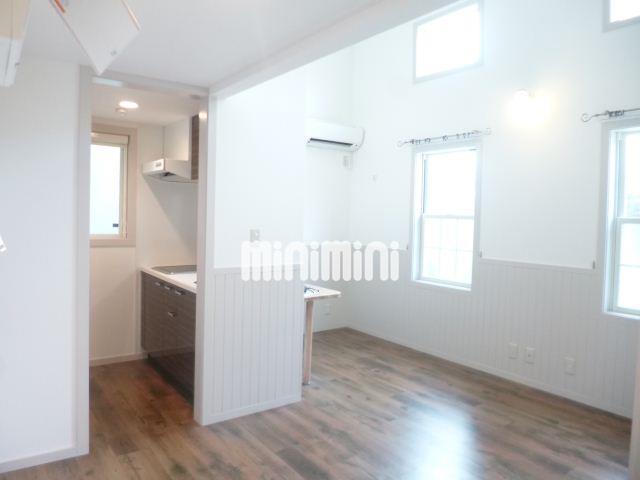 居室・リビング　広々１０帖です★