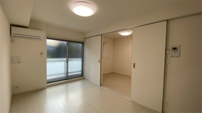 居室・リビング　白基調のお部屋♪