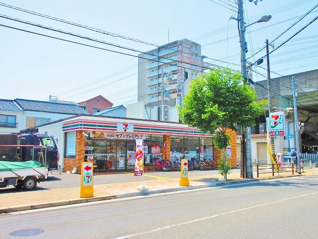コンビニ　セブンイレブン 大阪住之江3丁目店（コンビニ）まで358m