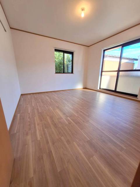 居室・リビング　8帖洋室