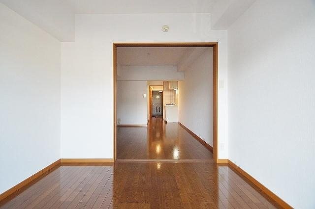 居室・リビング　※別号室イメージの為、現状を優先致します