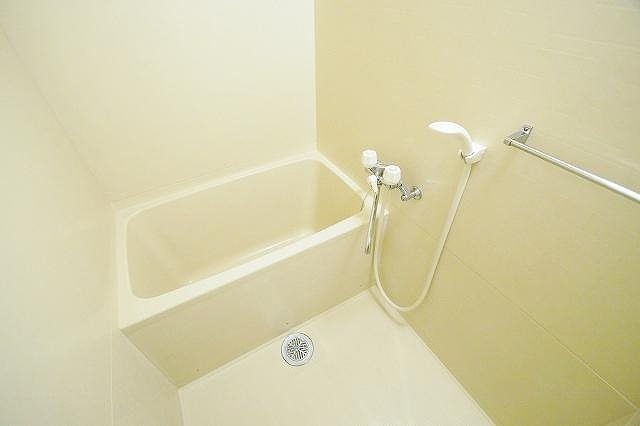 バス・シャワールーム　※別号室イメージの為、現状を優先致します