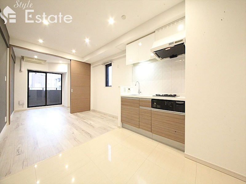 居室・リビング　内装