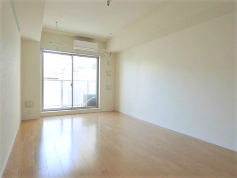 居室・リビング　図面と現状に相違がある場合には現状を優先