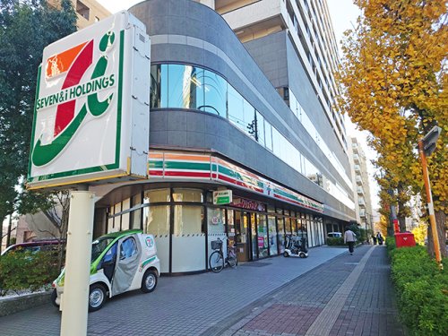 コンビニ　セブン-イレブン 南浦和文化通り店（コンビニ）まで496m