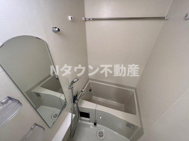 バス・シャワールーム　日々の疲れを癒すお風呂付です