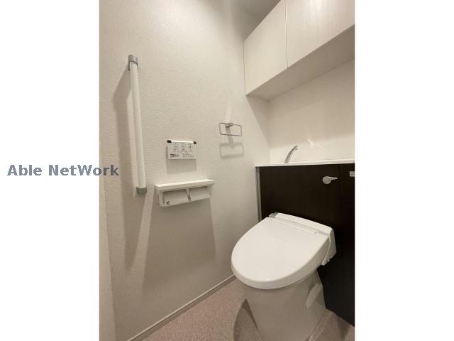 トイレ　※同物件別部屋