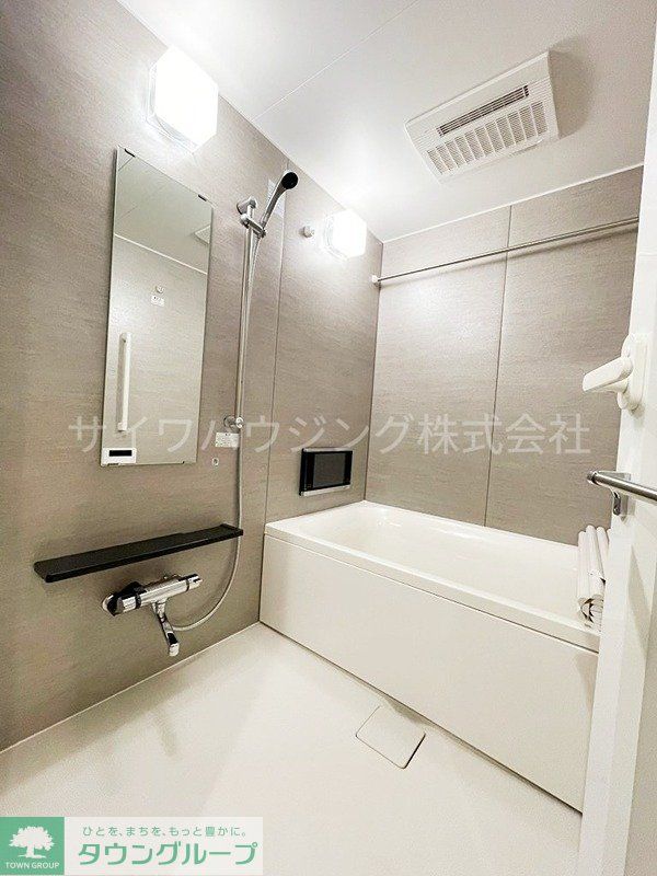 バス・シャワールーム　バス