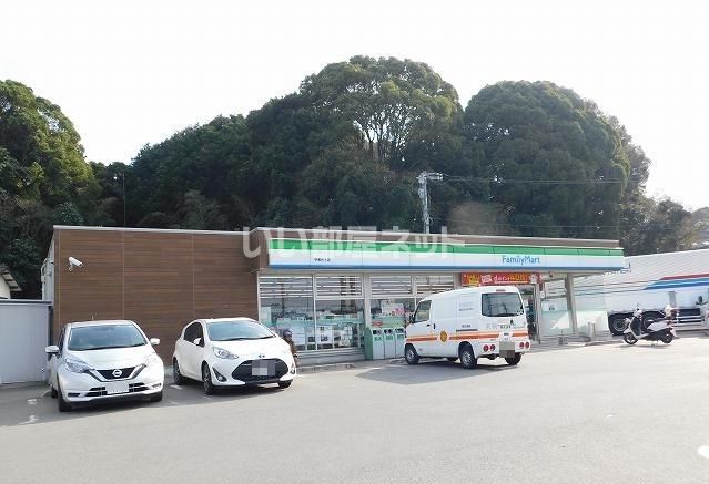 コンビニ　ファミリーマート宇美井上店（コンビニ）まで236m