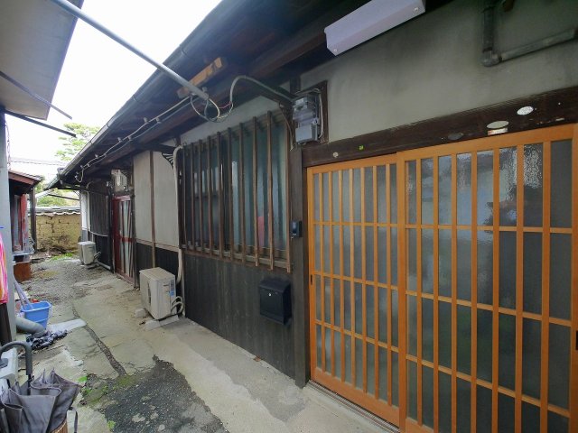 その他共有部分　レトロな外観です。