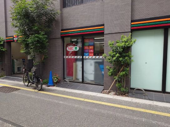 コンビニ　セブンイレブン世田谷松陰神社通り店（コンビニ）まで103m