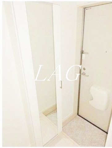 玄関　玄関（同一仕様）です。