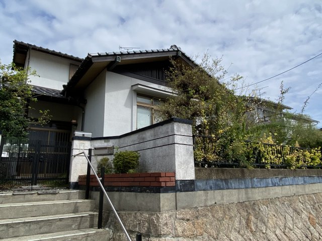建物外観　1976年築　焼山北2丁目17番戸建
