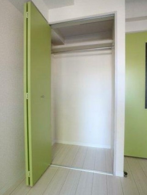 収納　クローゼット