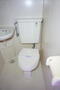 トイレ　白を基調とした空間で清潔感のあるトイレです♪