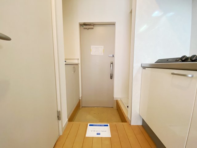玄関　別号室の参考写真です。