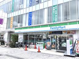 コンビニ　ファミリーマート若葉台駅前店（コンビニ）まで176m