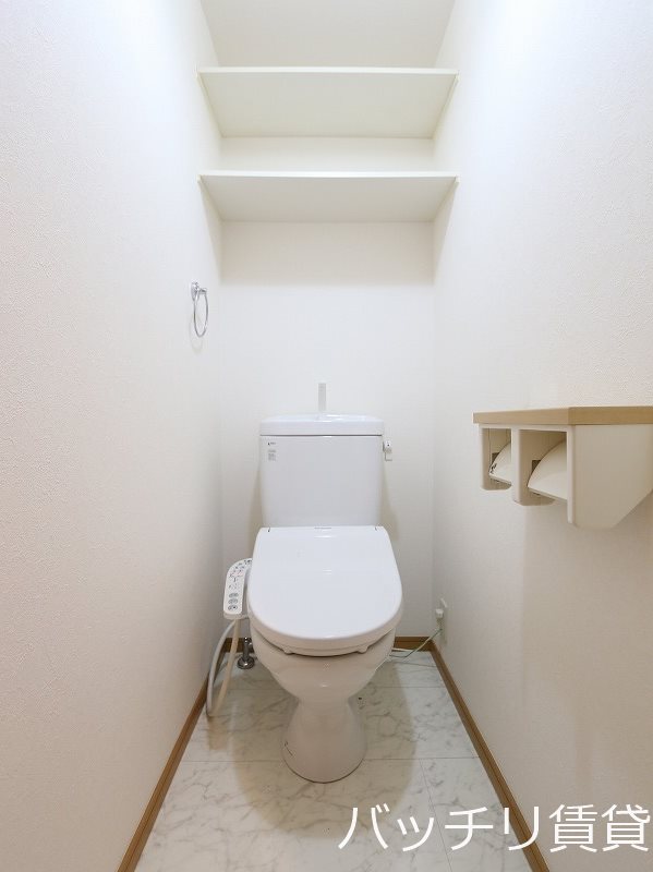 トイレ　画像は同シリーズ参考画像の為、現況を優先いたします。