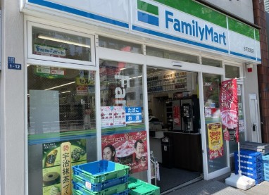 コンビニ　ファミリーマート水天宮前店（コンビニ）まで187m