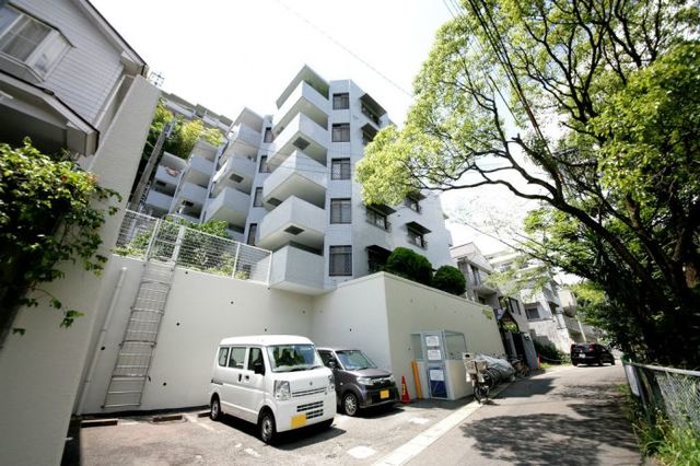 駐車場　外観