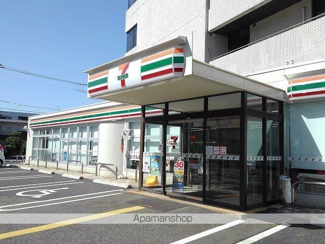 コンビニ　セブンイレブン鳥取湯所町店（コンビニ）まで450m