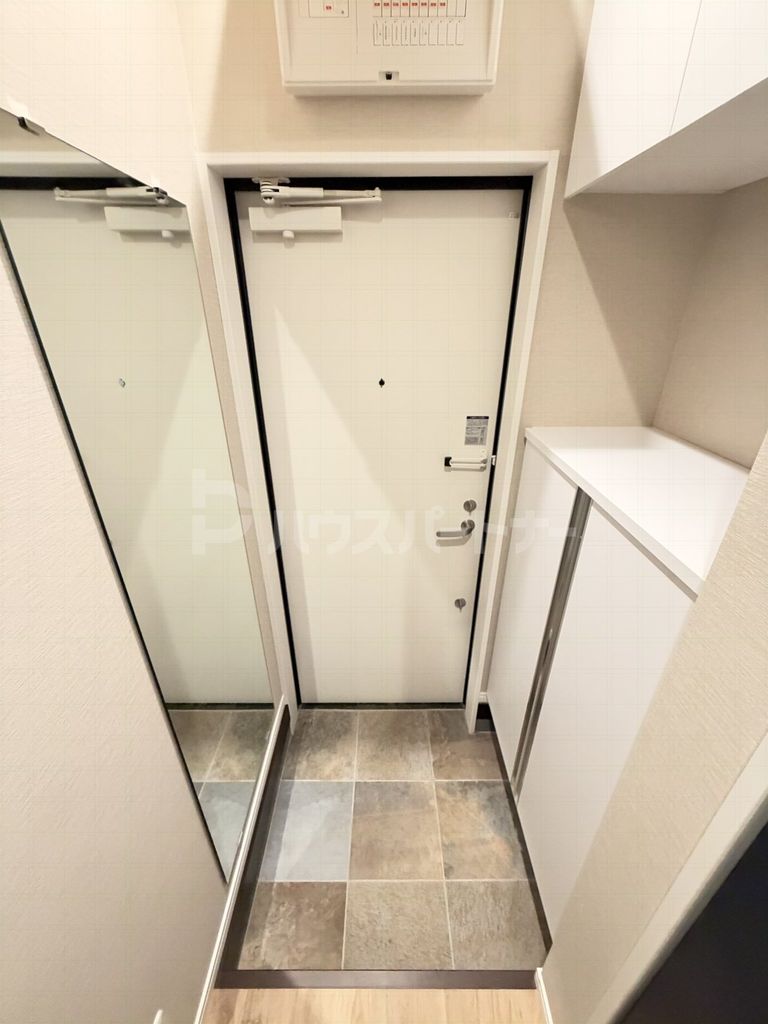 TheSiesta要町BrickHausの玄関写真