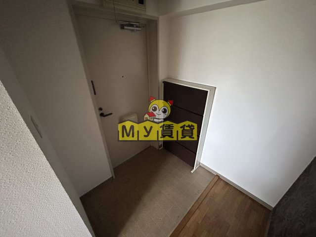 ダイアパレス大須第二の玄関写真