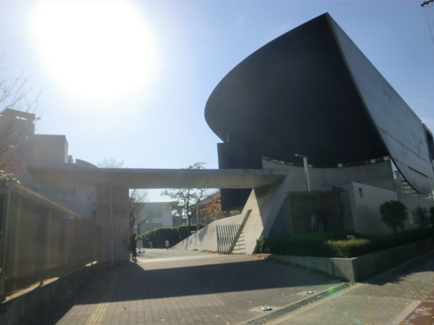 高校・高専　大阪府立北野高等学校（高校・高専）まで471m