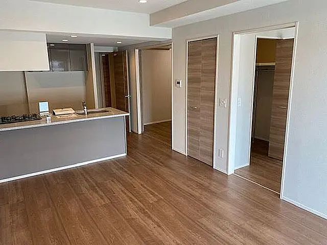 居室・リビング　写真は同タイプ住居です。