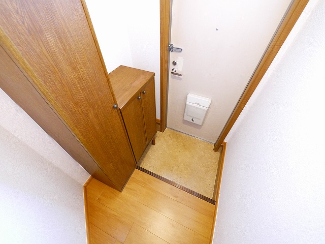 玄関　落ち着いた玄関です