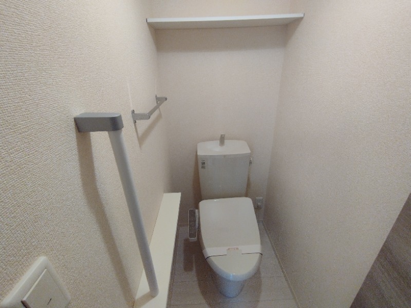 ハピネス上地のトイレ写真