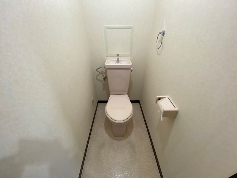 レ・ブローニュのトイレ写真