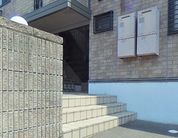 広島高速交通アストラムライン 大原駅 徒歩5分 2階建 築21年の玄関写真