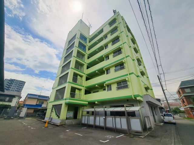 第２日興マンションの建物外観