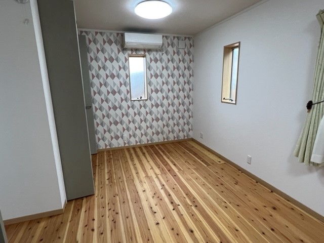 その他部屋・スペース　エアコン（2台目）・照明付き！